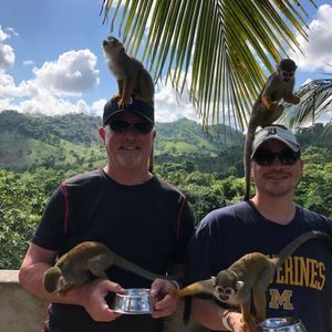 Meet your Posher, Victor